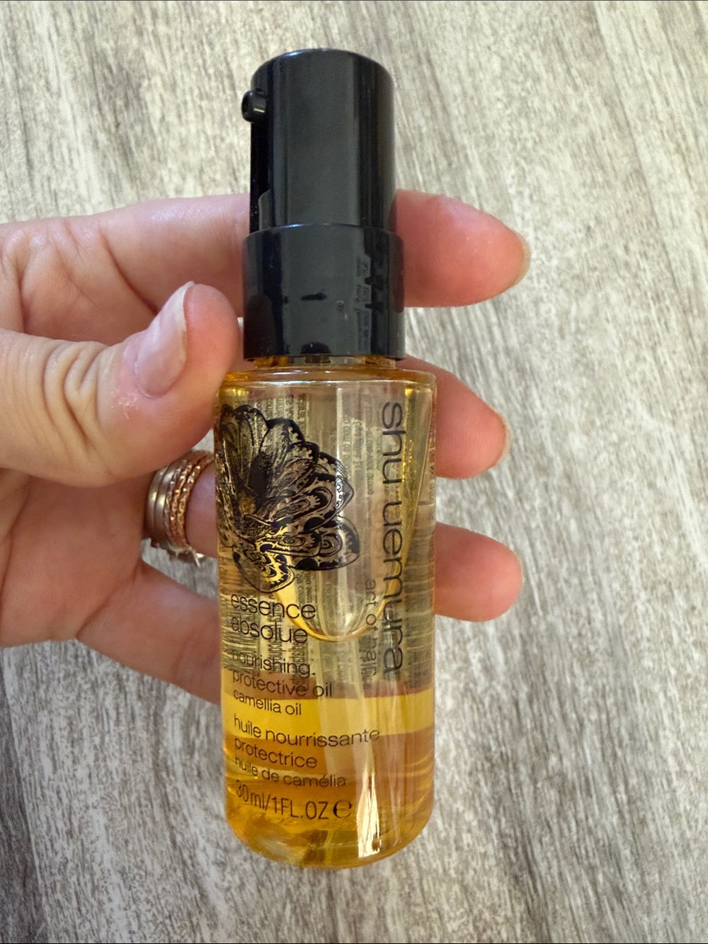 Shu Uemura Essence Absolue Nourishing Protective Oil